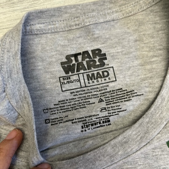 STAR WARS STORMTROOPER MERRY FORCE BE WITH YOU CHRISTMAS T-SHIRT - Picture 5 of 7